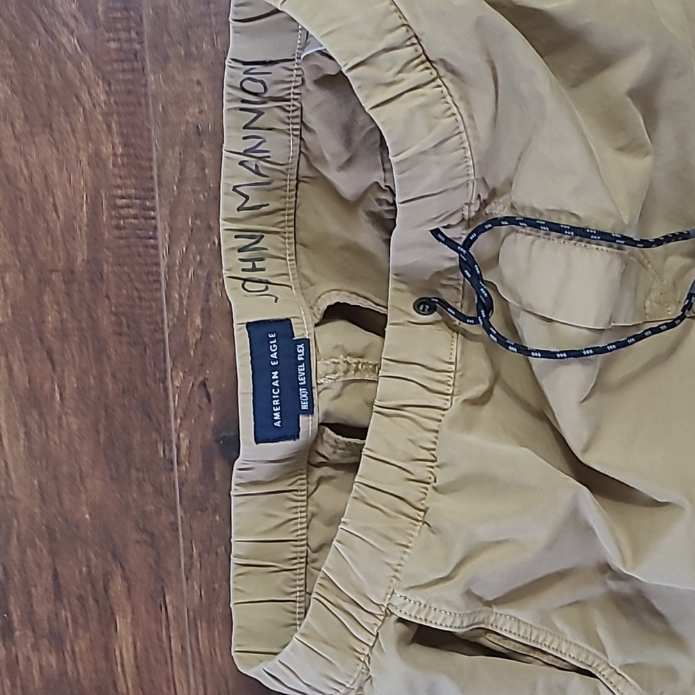 American Eagle Men's Khaki Elastic Waist Pants Joggers Size M - Picture 6 of 7